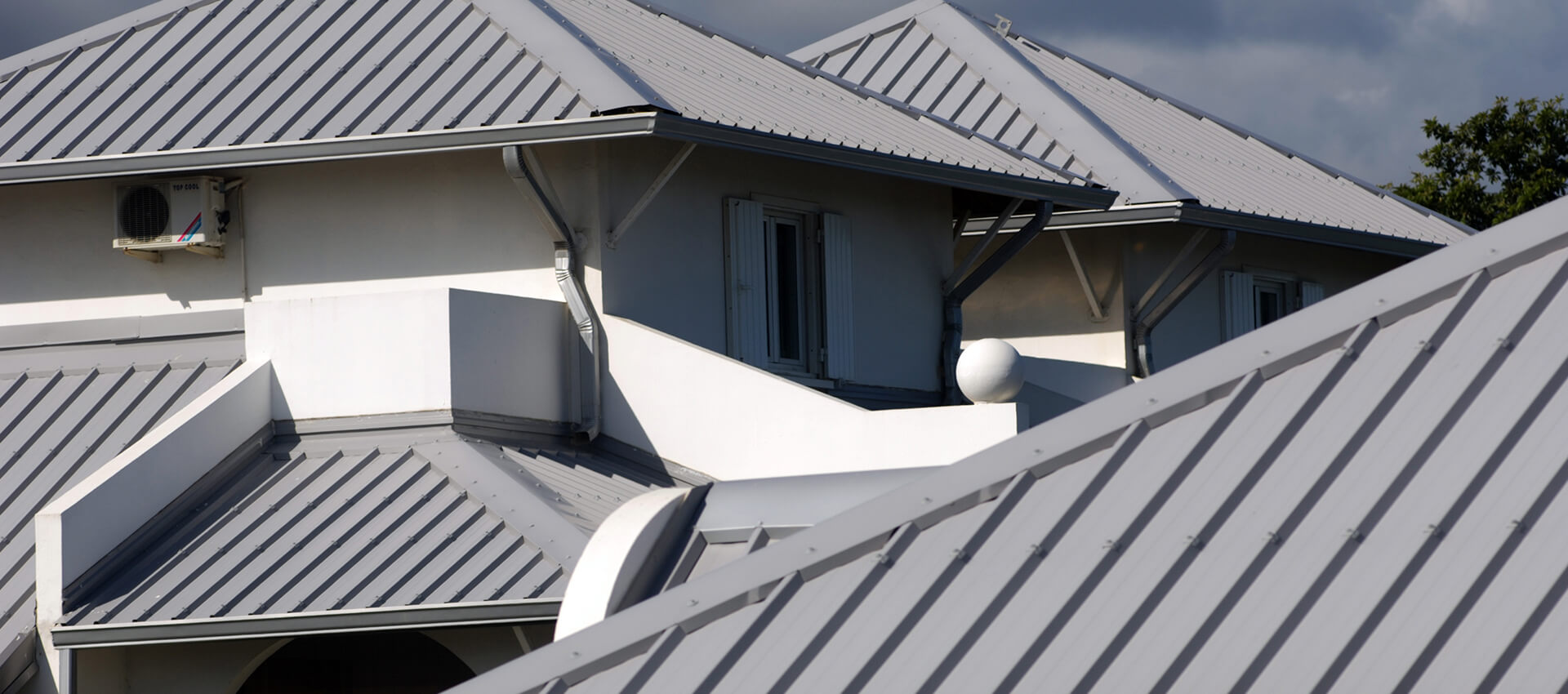 %Roofs and Gutters